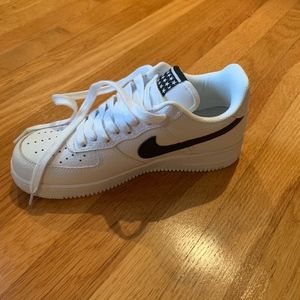 air force 1 low stars white black